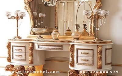 Meja Rias Ukiran Mewah Plutone