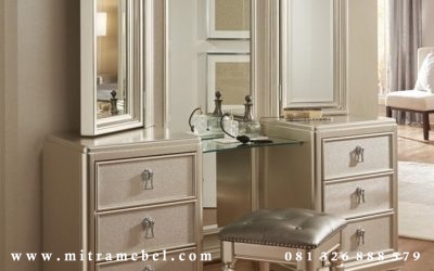 Meja Rias Minimalis Cat Duco Putih Tulang